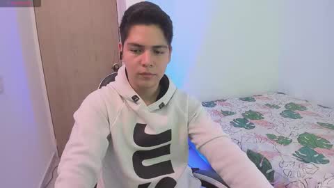 Snapshot of asta_kuro chatting on 02-15-26, 07:54 Asta Kuno online show from 02-15-26, 07:54