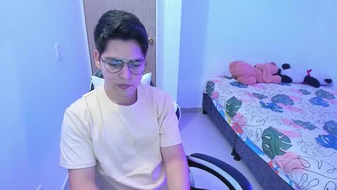 Snapshot of asta_kuro chatting on 02-23-26, 04:43 Asta Kuno online show from 02-23-26, 04:43