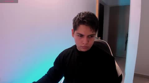 Snapshot of asta_kuro chatting on 05-20-26, 04:51 Asta Kuno online show from 05-20-26, 04:51