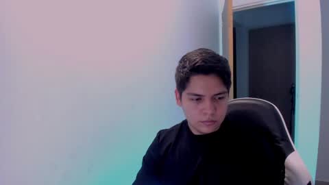 Snapshot of asta_kuro chatting on 06-04-26, 10:32 Asta Kuno online show from 06-04-26, 10:32