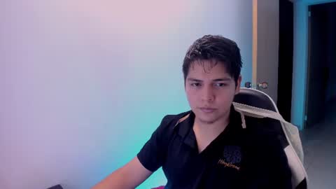 Snapshot of asta_kuro chatting on 06-10-26, 05:07 Asta Kuno online show from 06-10-26, 05:07