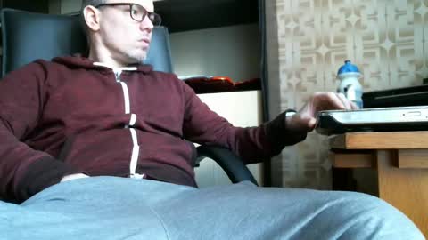 asterion51 online show from 02-23-25, 02:35