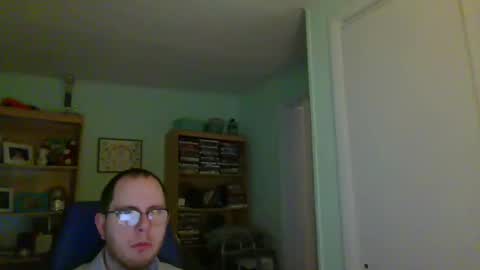 Andrew or Smiley Read the message in bold above the bio design for info on the situation. online show from 02-16-25, 03:04