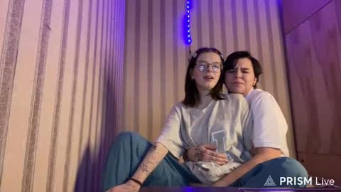 Snapshot of asti_moon chatting on 03-11-26, 08:59 Stacy and Cos online show from 03-11-26, 08:59