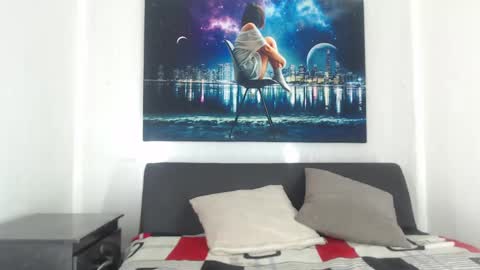 Aston  online show from 09-21-25, 08:43