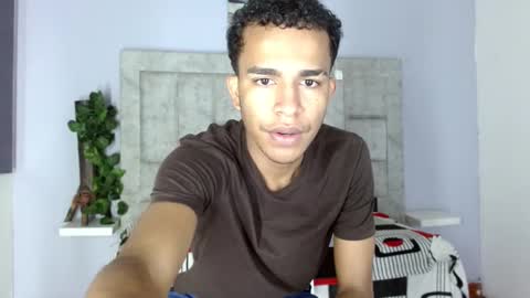 Aston  online show from 09-23-25, 04:04