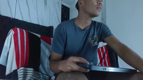 Aston  online show from 12-22-25, 12:24