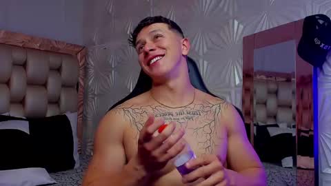 Snapshot of astonhills chatting on 01-10-25, 12:38 astonhills online show from 01-10-25, 12:38