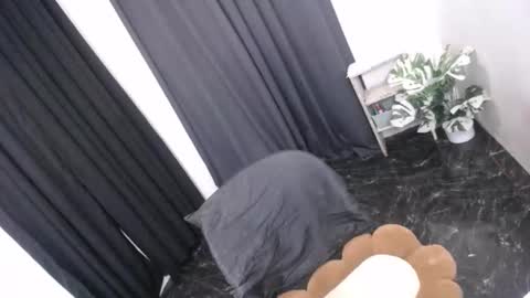 Anna online show from 03-08-26, 02:04