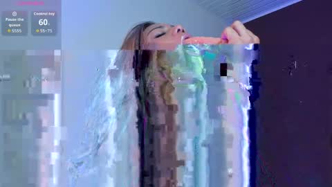 Astrid online show from 04-17-26, 01:19