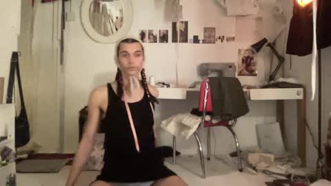 Astro Doll online show from 12-18-24, 08:14