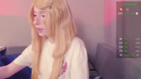 Bonnie online show from 12-21-25, 06:04