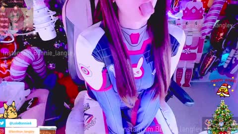 Bonnie online show from 12-13-24, 11:06