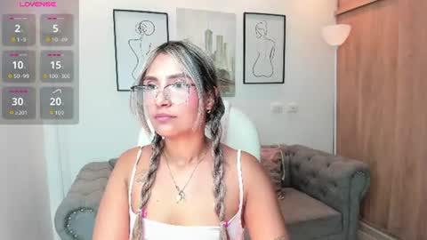 asura_love online show from 06-22-26, 06:05