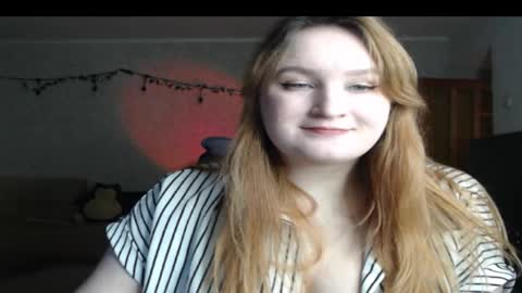 Snapshot of asya4u chatting on 11-27-25, 11:18 Asya online show from 11-27-25, 11:18