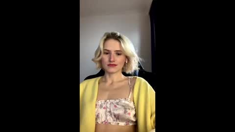 Snapshot of asya_new chatting on 10-22-25, 07:41 asya_new online show from 10-22-25, 07:41