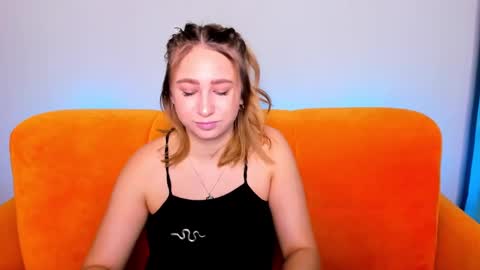 Snapshot of asyapink chatting on 12-28-24, 01:39 AsyaPink online show from 12-28-24, 01:39