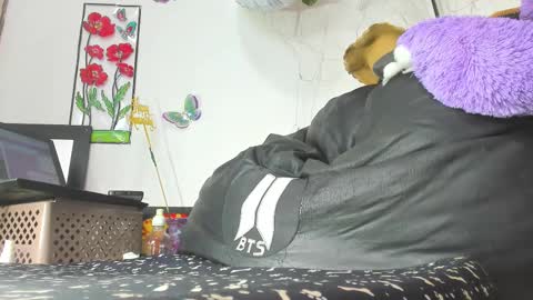 Snapshot of atenea16 chatting on 02-21-25, 08:27 ATENEA online show from 02-21-25, 08:27