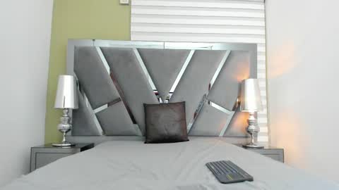 Snapshot of atenea_sexxx chatting on 06-06-26, 04:17 atenea online show from 06-06-26, 04:17