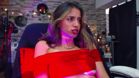 Atenea online show from 01-13-25, 07:53