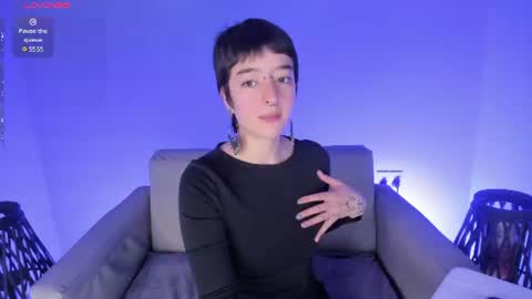Snapshot of atheena__ chatting on 07-28-26, 12:23 Athenea online show from 07-28-26, 12:23