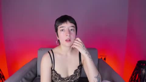 Snapshot of atheena__ chatting on 07-29-26, 12:14 Athenea online show from 07-29-26, 12:14