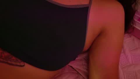 Snapshot of athena_makri05 chatting on 01-15-25, 07:26 ATENEA MAKRI online show from 01-15-25, 07:26