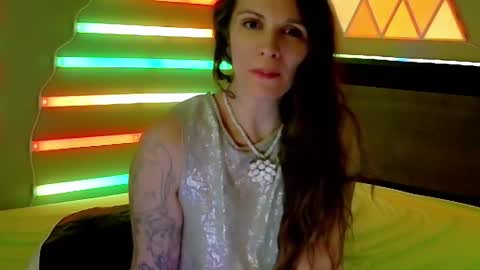 Athena Autumn online show from 01-01-25, 04:18