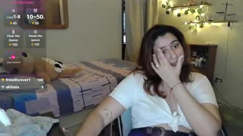 Snapshot of athenasbae chatting on 01-21-25, 05:49 Steph online show from 01-21-25, 05:49