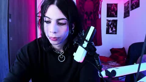 athenauwu online show from 10-07-25, 05:04