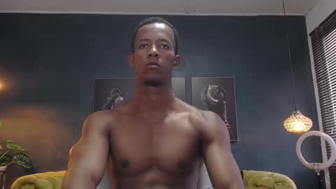 Snapshot of athleticbig_cock chatting on 01-07-25, 04:48 ATHLETIC  COCK online show from 01-07-25, 04:48