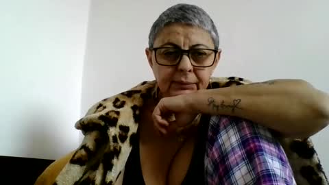 atikaarea online show from 02-11-25, 12:05