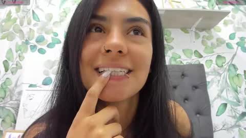 Atilana Diaz online show from 02-13-25, 05:22