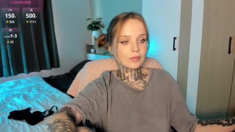 Snapshot of atomic_ketchup chatting on 02-11-25, 07:44 online every day between 10am-23pm online show from 02-11-25, 07:44