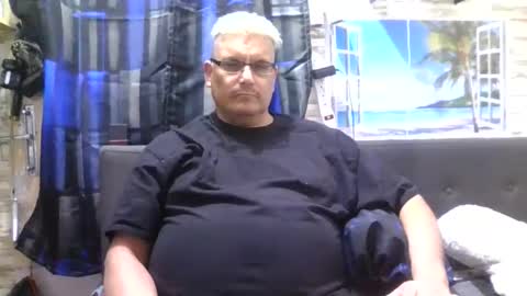 Snapshot of atr2424 chatting on 12-27-24, 10:12 A online show from 12-27-24, 10:12