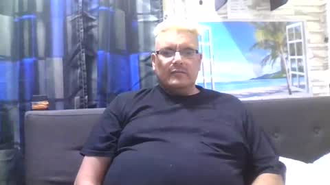 Snapshot of atr2424 chatting on 01-29-25, 10:16 A online show from 01-29-25, 10:16