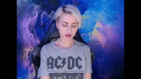 Aubrey online show from 02-20-25, 09:09