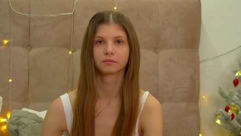 Snapshot of audreybarlow chatting on 12-18-24, 11:13 Audrey online show from 12-18-24, 11:13