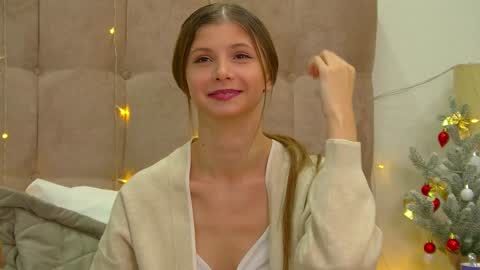 Snapshot of audreybarlow chatting on 12-18-24, 02:28 Audrey online show from 12-18-24, 02:28