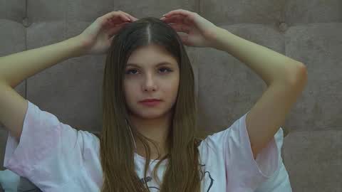 Snapshot of audreybarlow chatting on 02-08-25, 05:39 Audrey online show from 02-08-25, 05:39