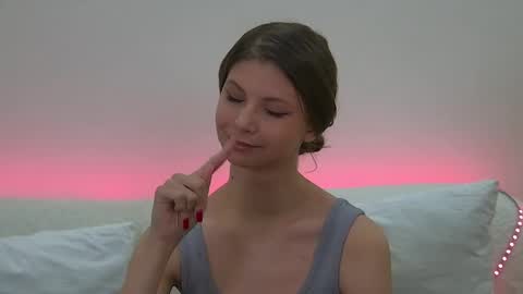 Snapshot of audreybarlow chatting on 02-25-25, 03:38 Audrey online show from 02-25-25, 03:38