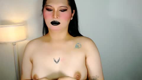 Snapshot of audreyholloway chatting on 05-17-26, 09:38 Audrey online show from 05-17-26, 09:38