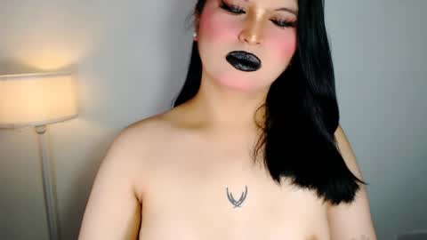 Snapshot of audreyholloway chatting on 06-05-26, 08:31 Audrey online show from 06-05-26, 08:31