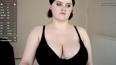 Audrey Jacq online show from 10-07-25, 03:20