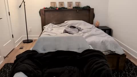 Snapshot of audreyjones03 chatting on 12-17-24, 08:21 Miss Audrey online show from 12-17-24, 08:21