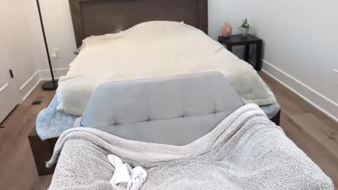 Snapshot of audreyjones03 chatting on 01-20-25, 08:40 Miss Audrey online show from 01-20-25, 08:40