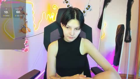 Snapshot of audreyykim chatting on 11-10-25, 08:13 Audrey online show from 11-10-25, 08:13