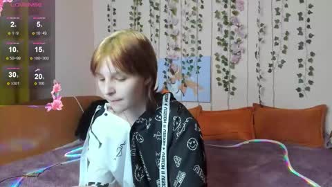 Snapshot of audreyykim chatting on 12-02-25, 08:08 Audrey online show from 12-02-25, 08:08