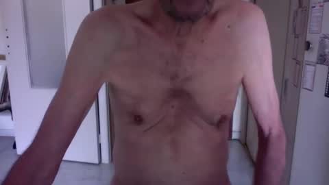 Snapshot of auguste061400 chatting on 02-28-25, 09:25 auguste061400 online show from 02-28-25, 09:25