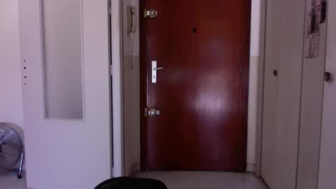 Snapshot of auguste688483 chatting on 03-16-26, 09:02 auguste688483 online show from 03-16-26, 09:02